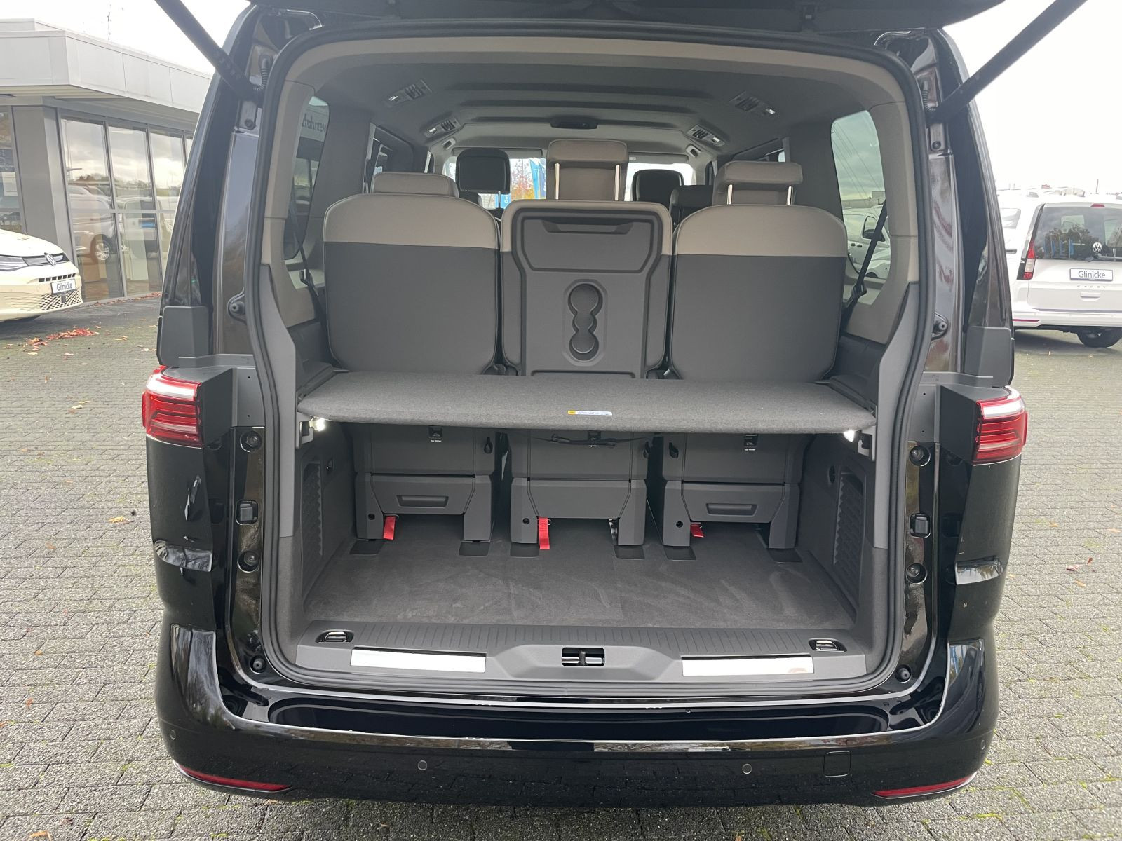 Volkswagen - Multivan_11