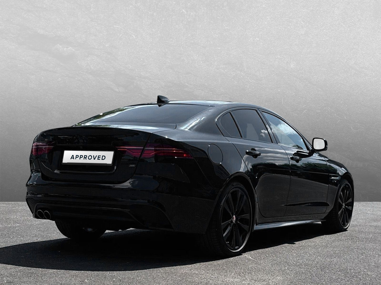 Jaguar - XE_2