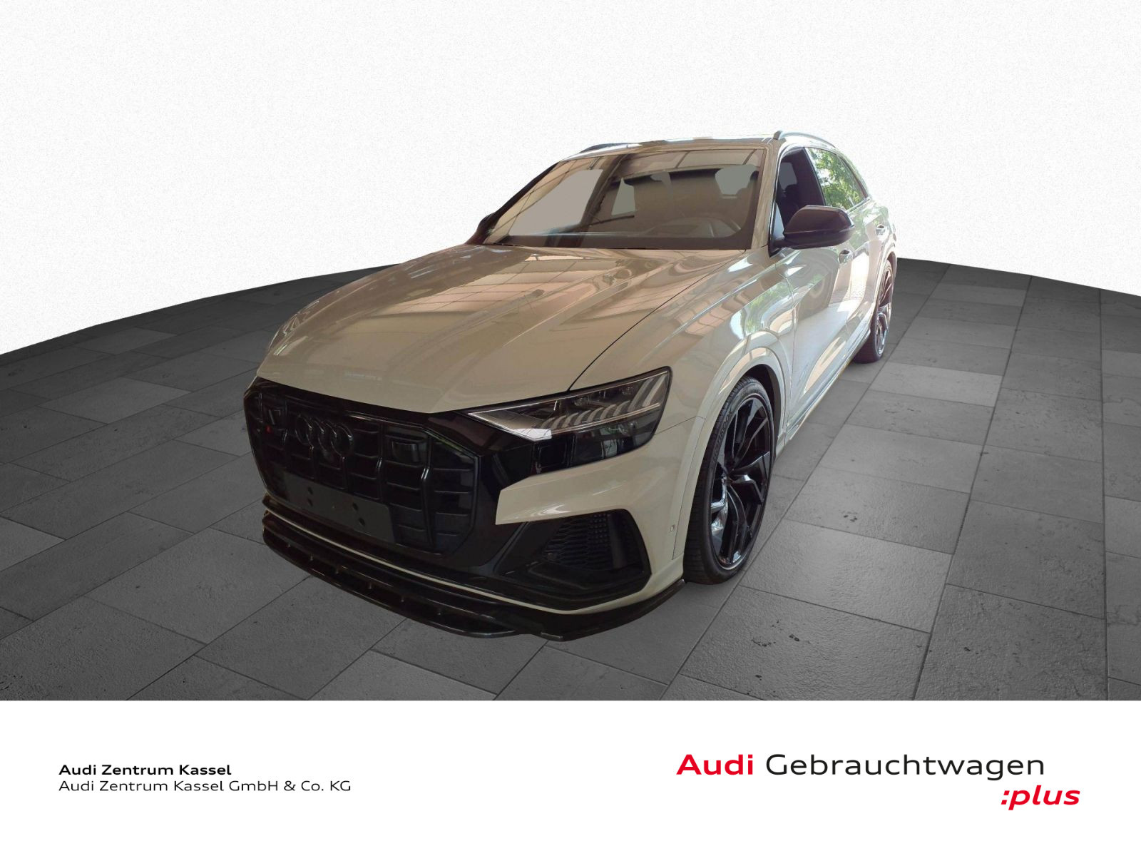 Audi - SQ8_1