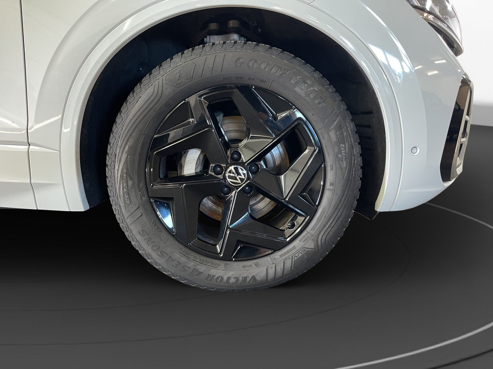 Volkswagen - Touareg_15 Volkswagen - Touareg_15