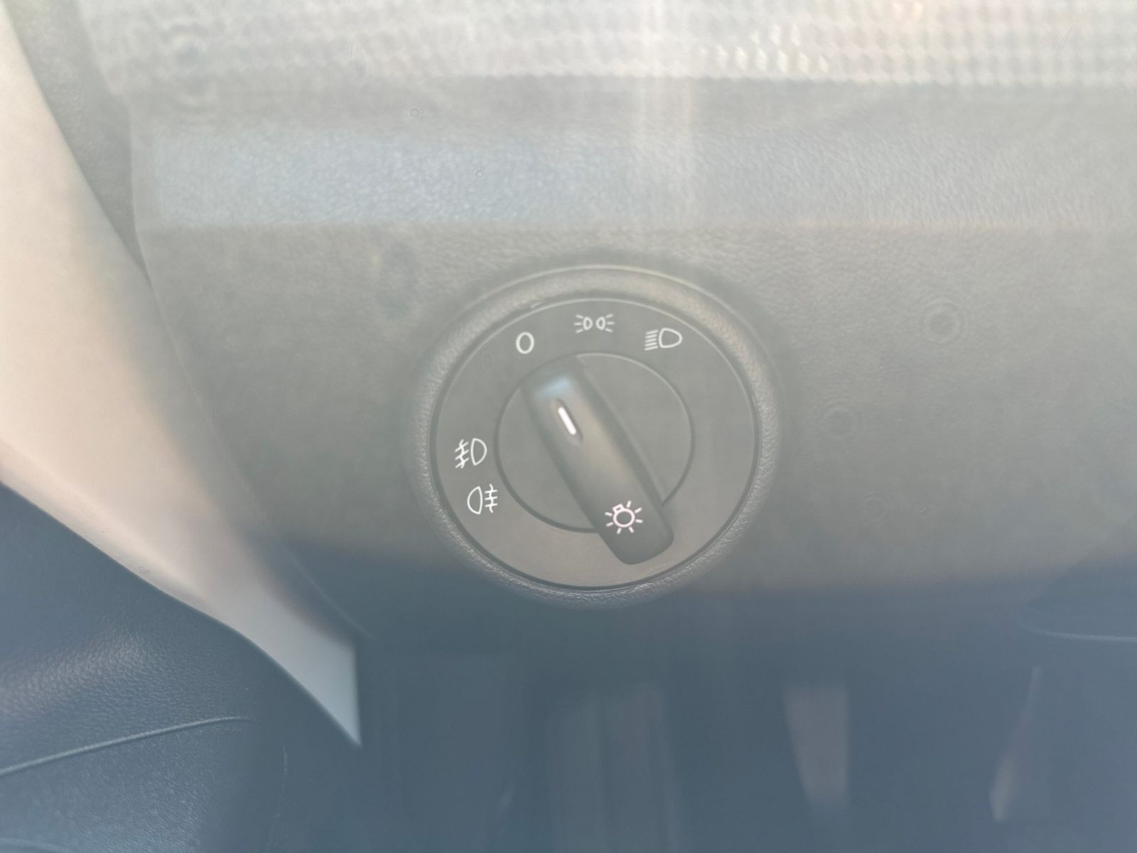 Volkswagen - up!_16