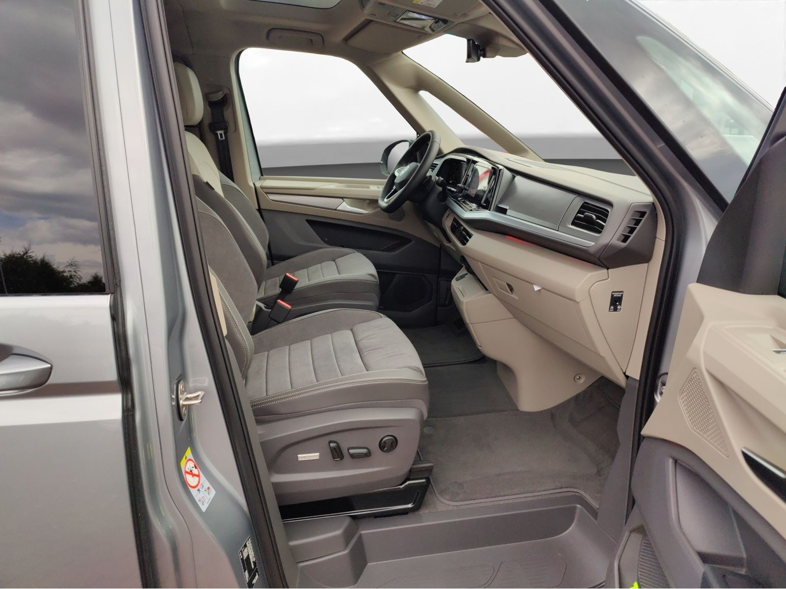 Volkswagen - Multivan_12