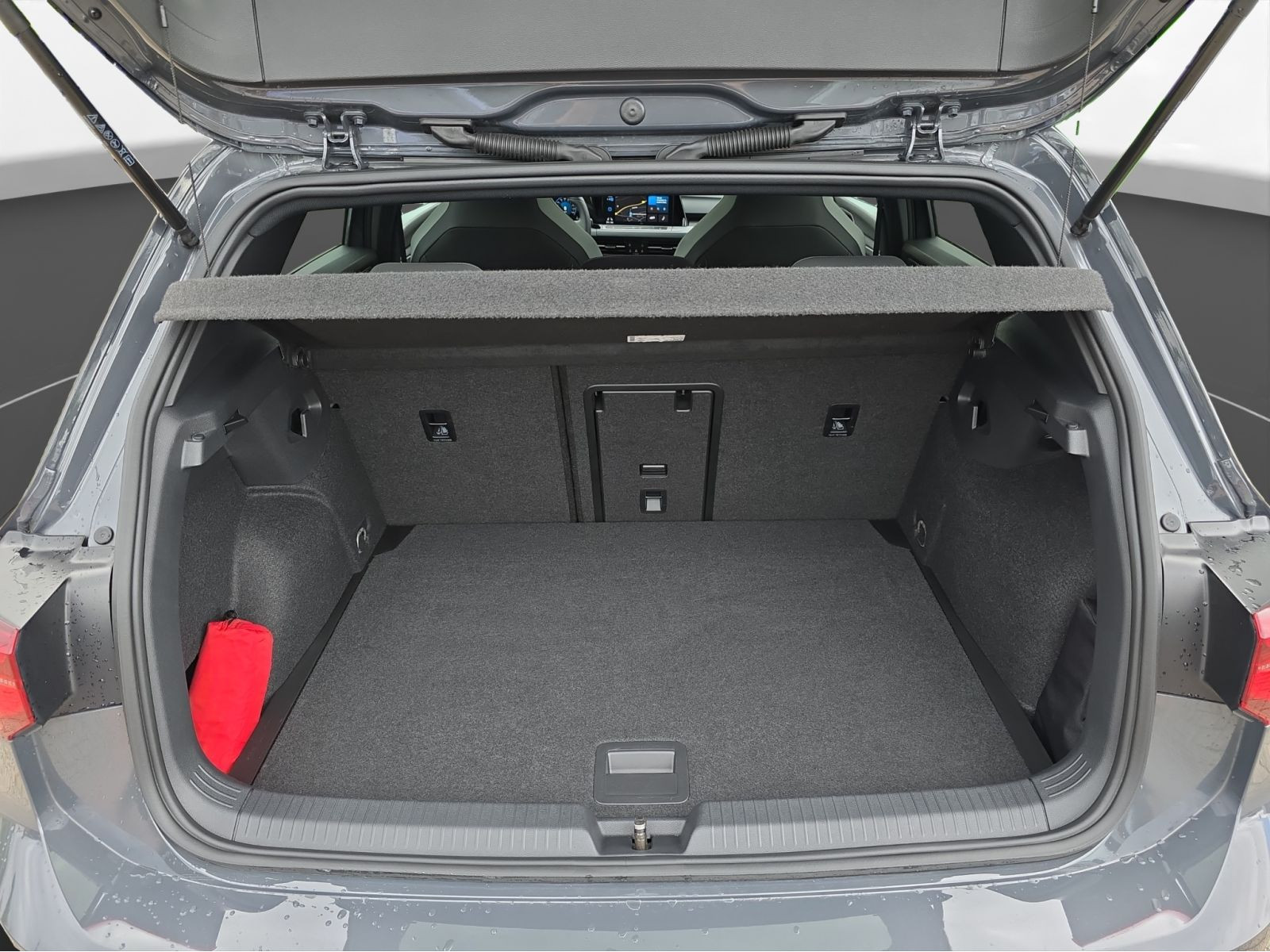 Volkswagen - Golf_13