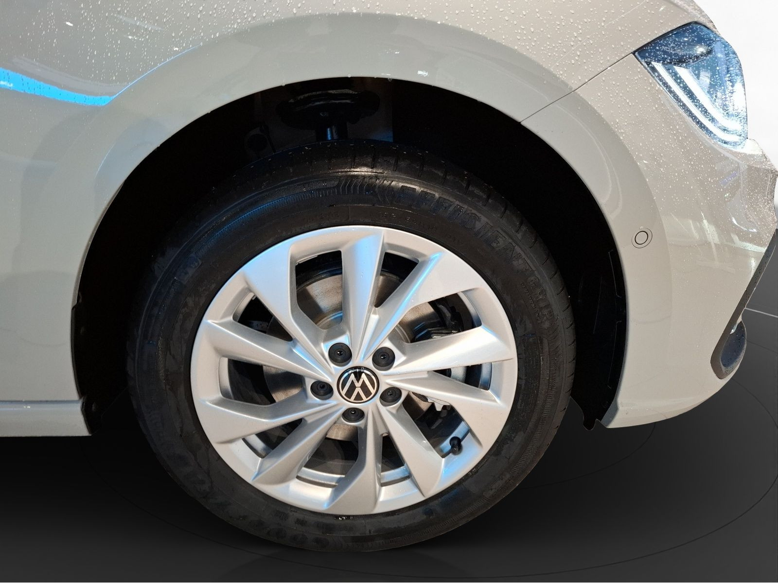 Volkswagen - Polo_14