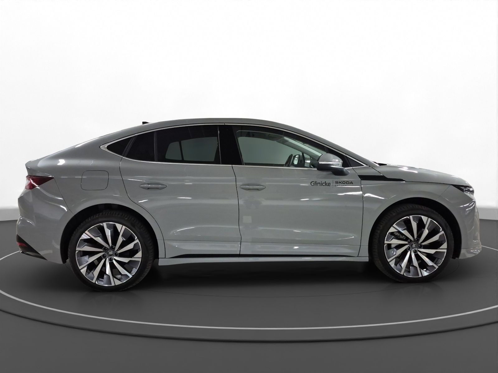 Škoda - Enyaq_8