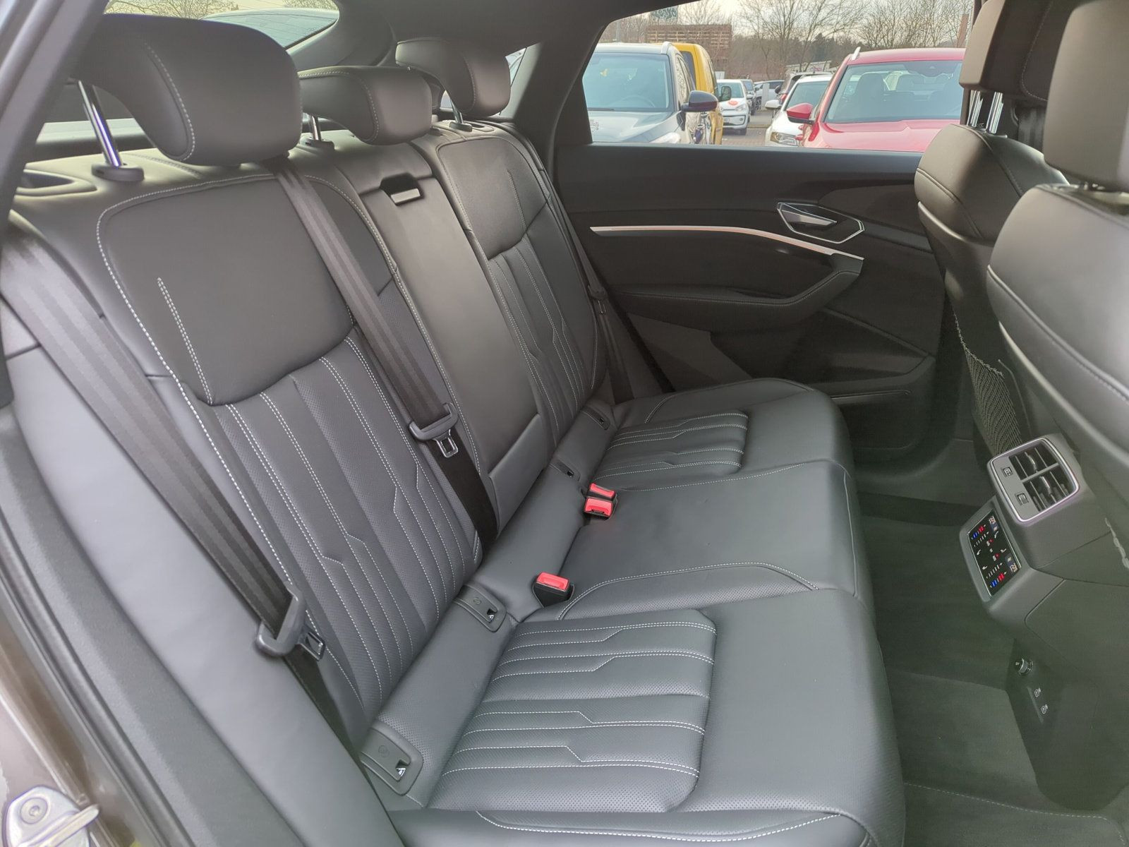 Audi - e-tron S Sportback_9