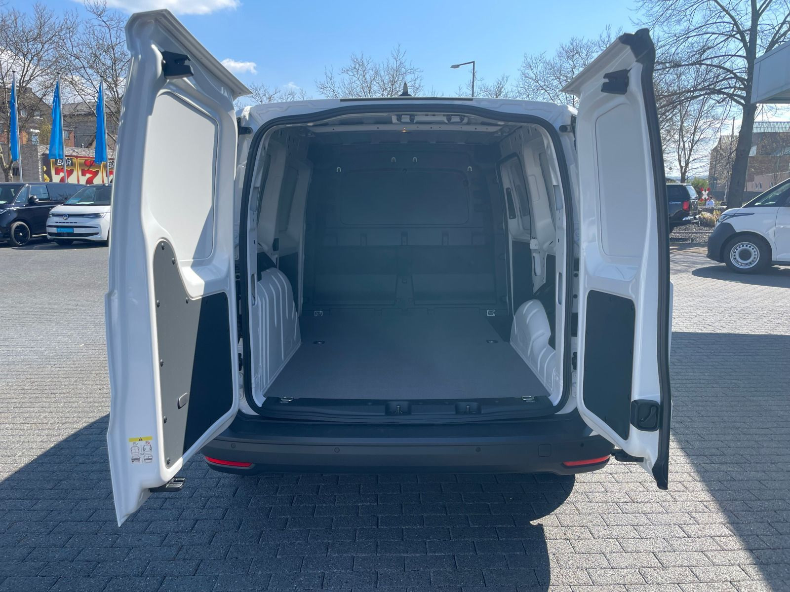 Volkswagen - Caddy Maxi_3