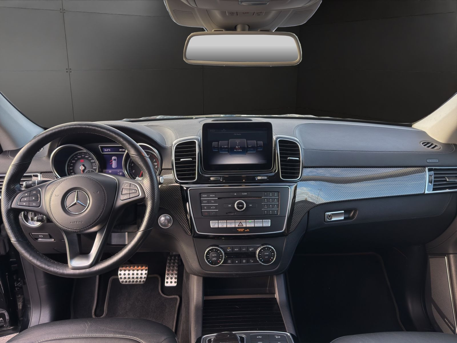 Mercedes-Benz - GLS 400_6