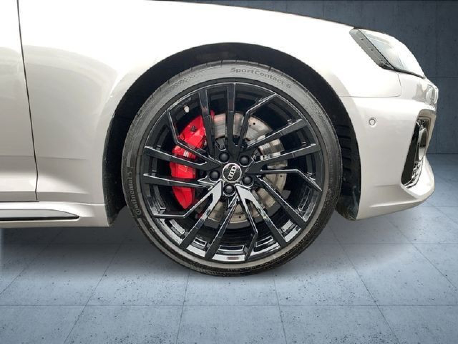 Audi - RS 4 Avant_9