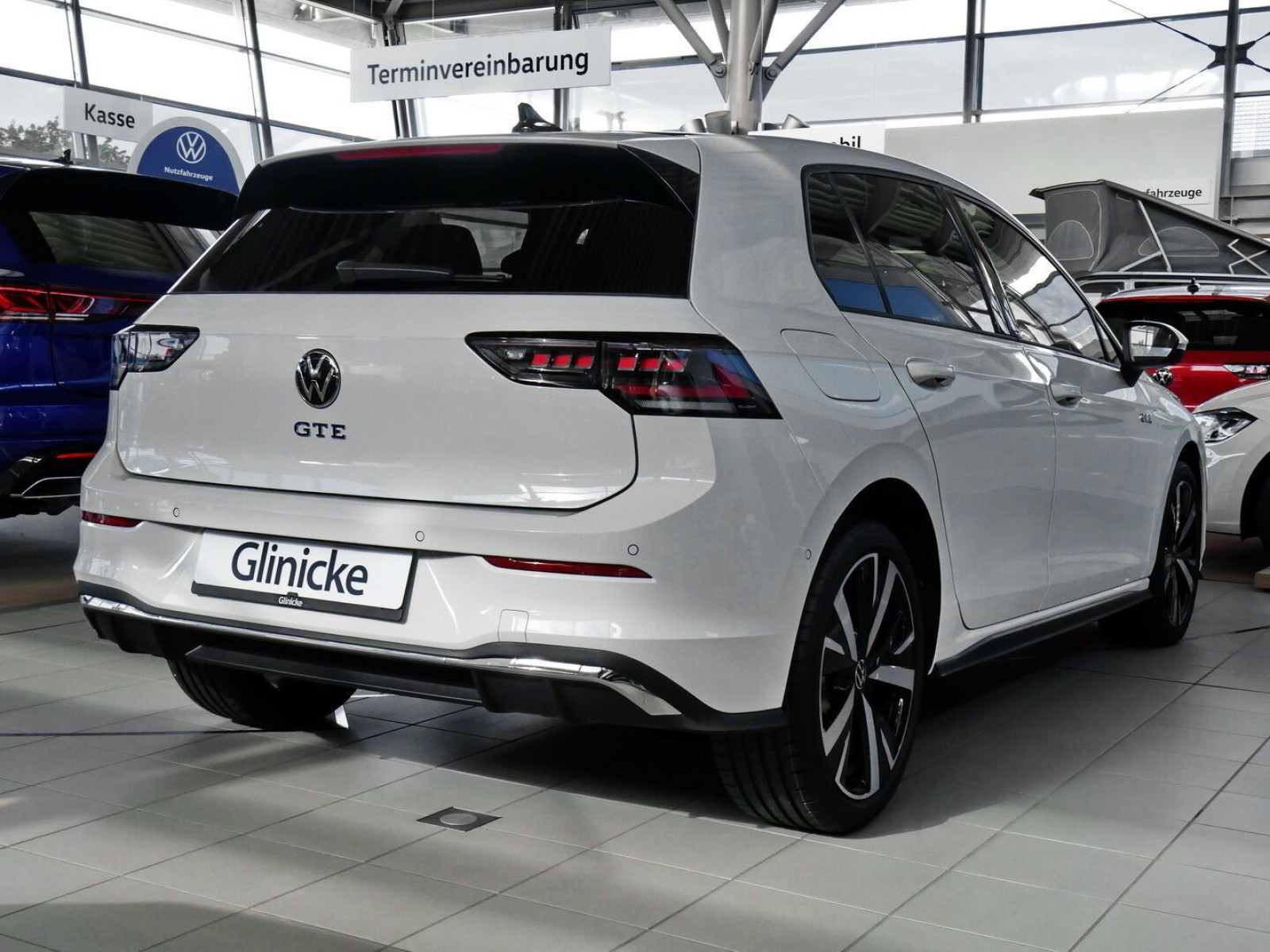 Volkswagen - Golf_4