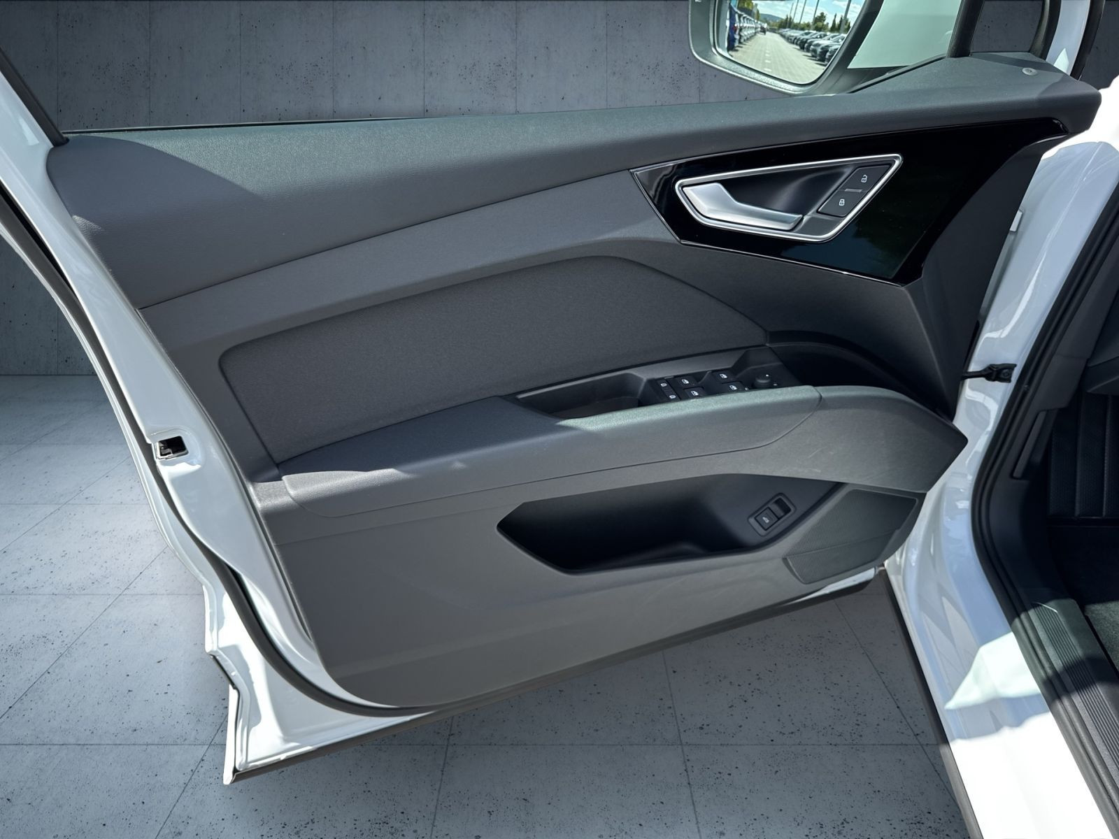 Audi - Q4 Sportback e-tron_25