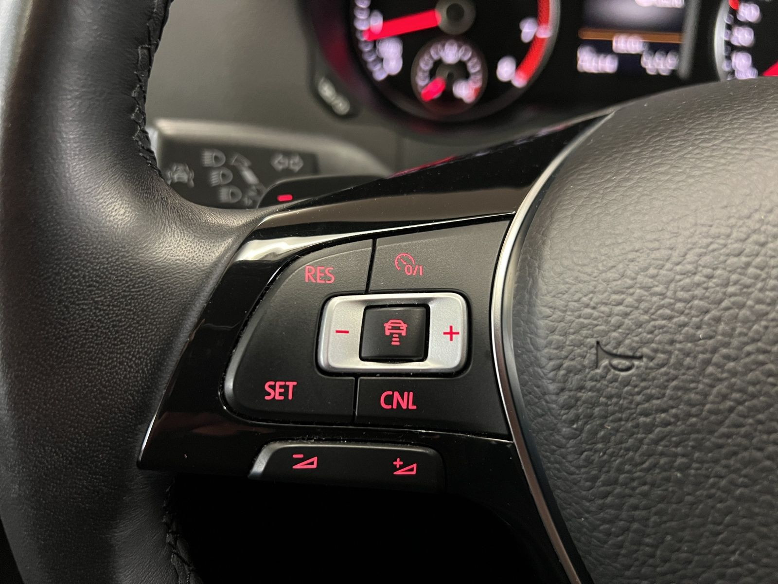 Volkswagen - Sharan_26