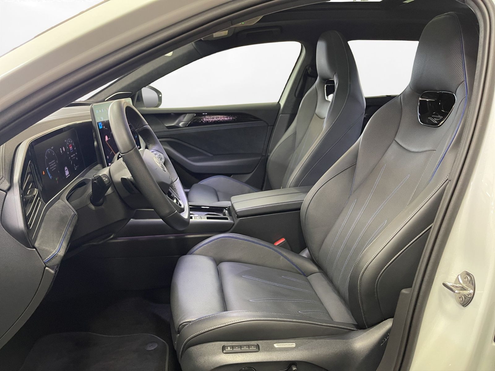 Volkswagen - Passat Variant_17