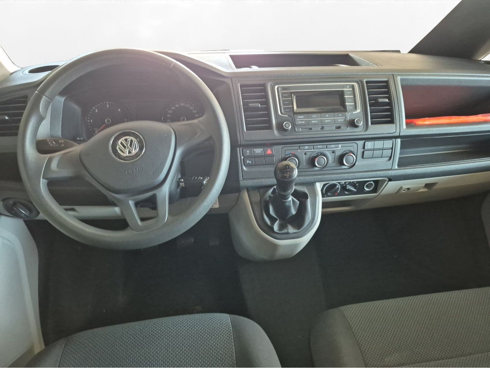 Volkswagen - T6 Kombi_4