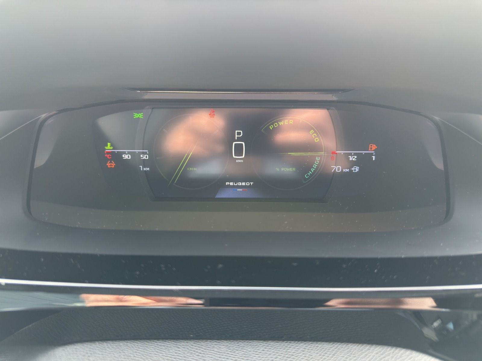 Peugeot - 308_11
