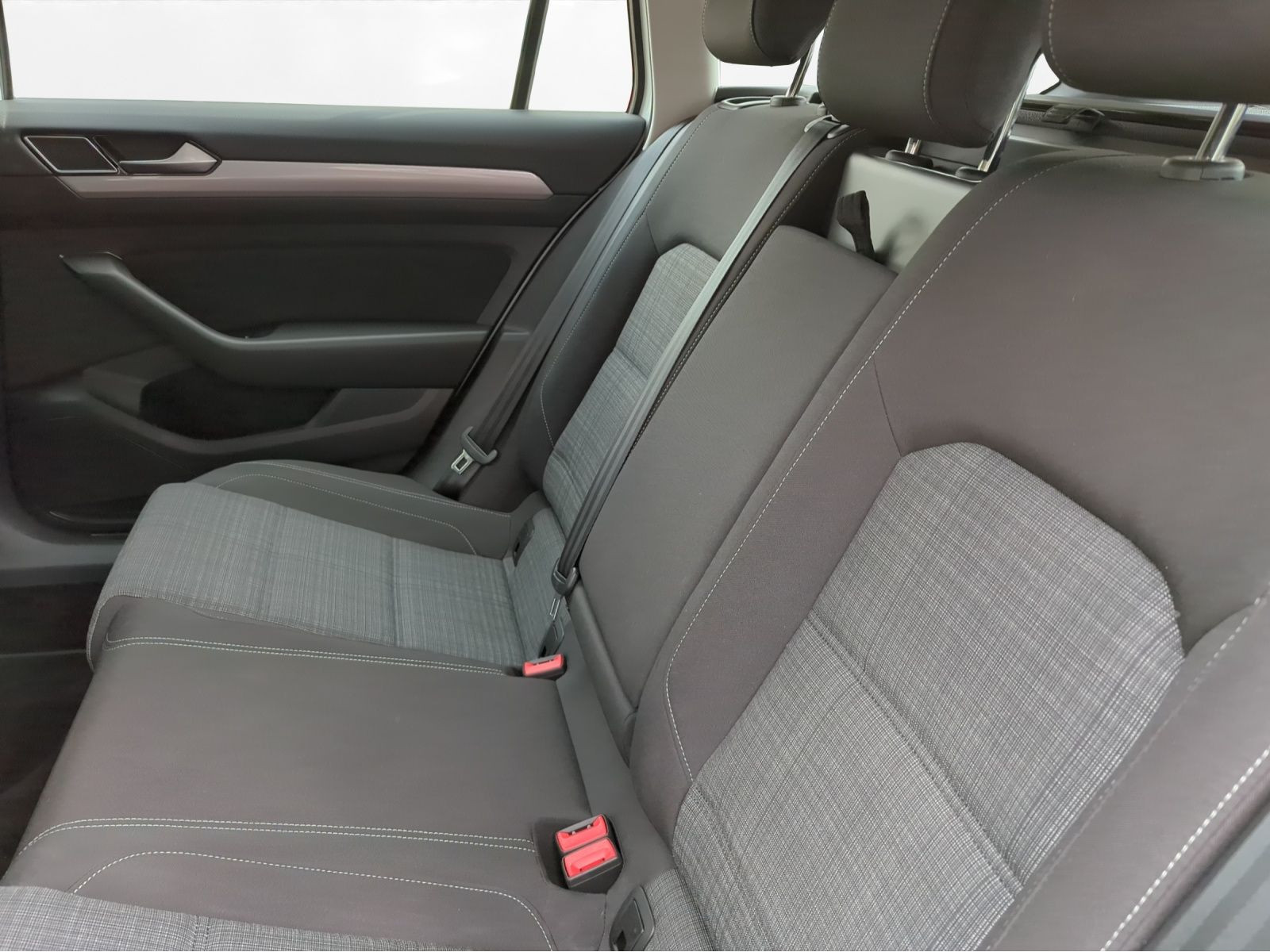 Volkswagen - Passat Variant_5