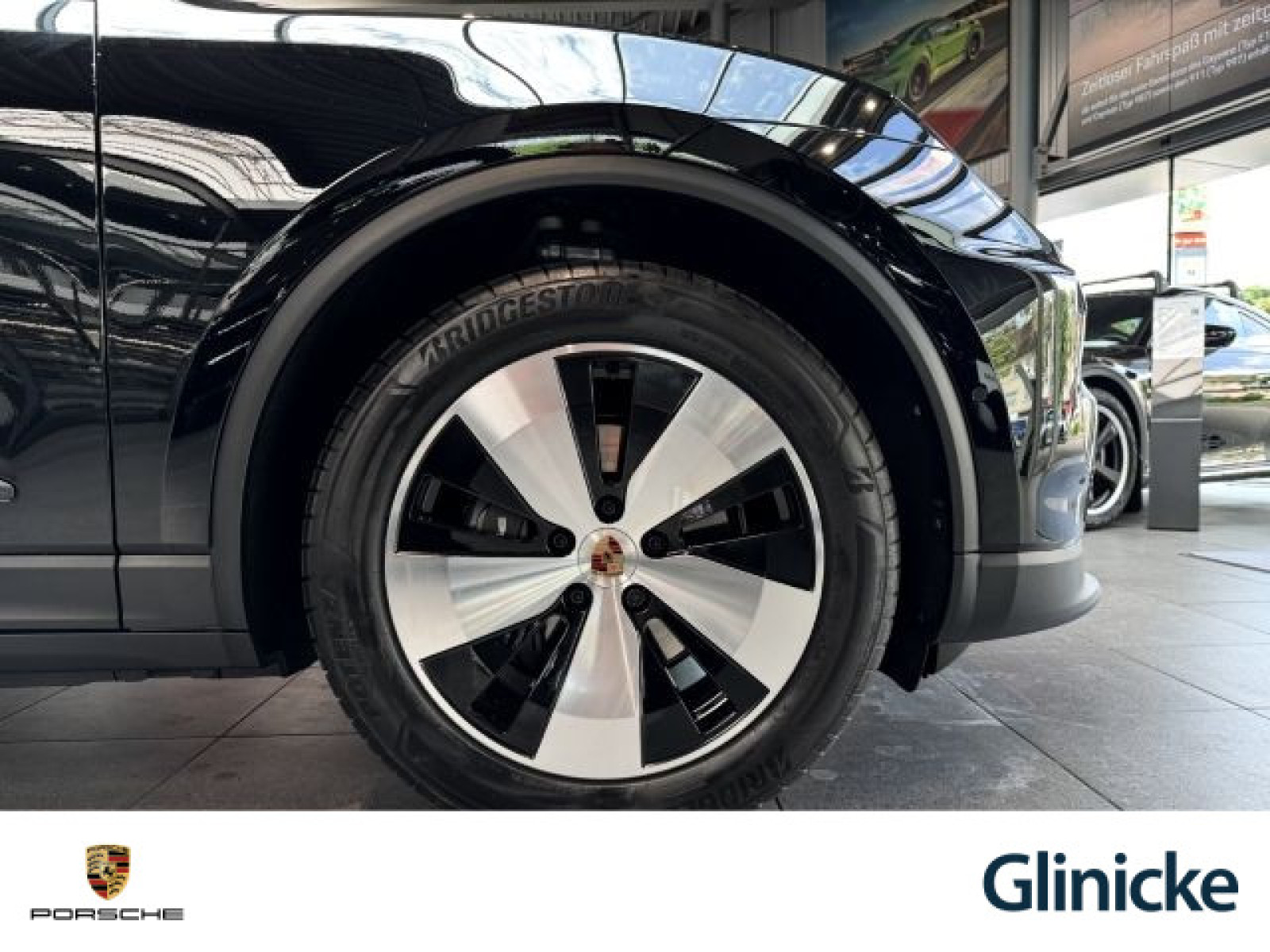 Porsche - Macan_25