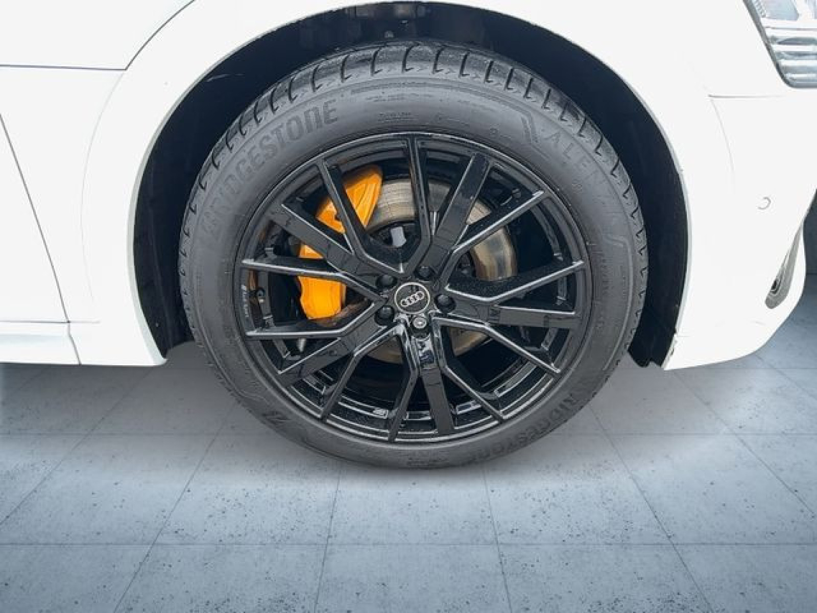 Audi - e-tron Sportback_9