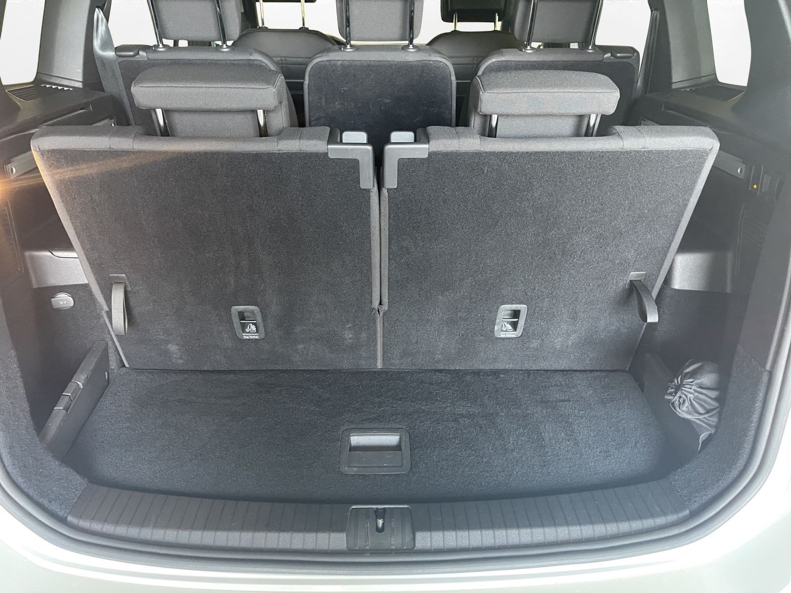 Volkswagen - Touran_24 Volkswagen - Touran_24