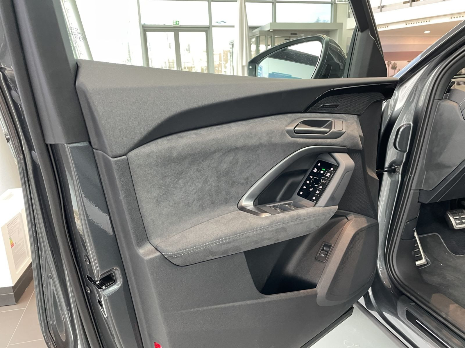 Audi - SQ5_16