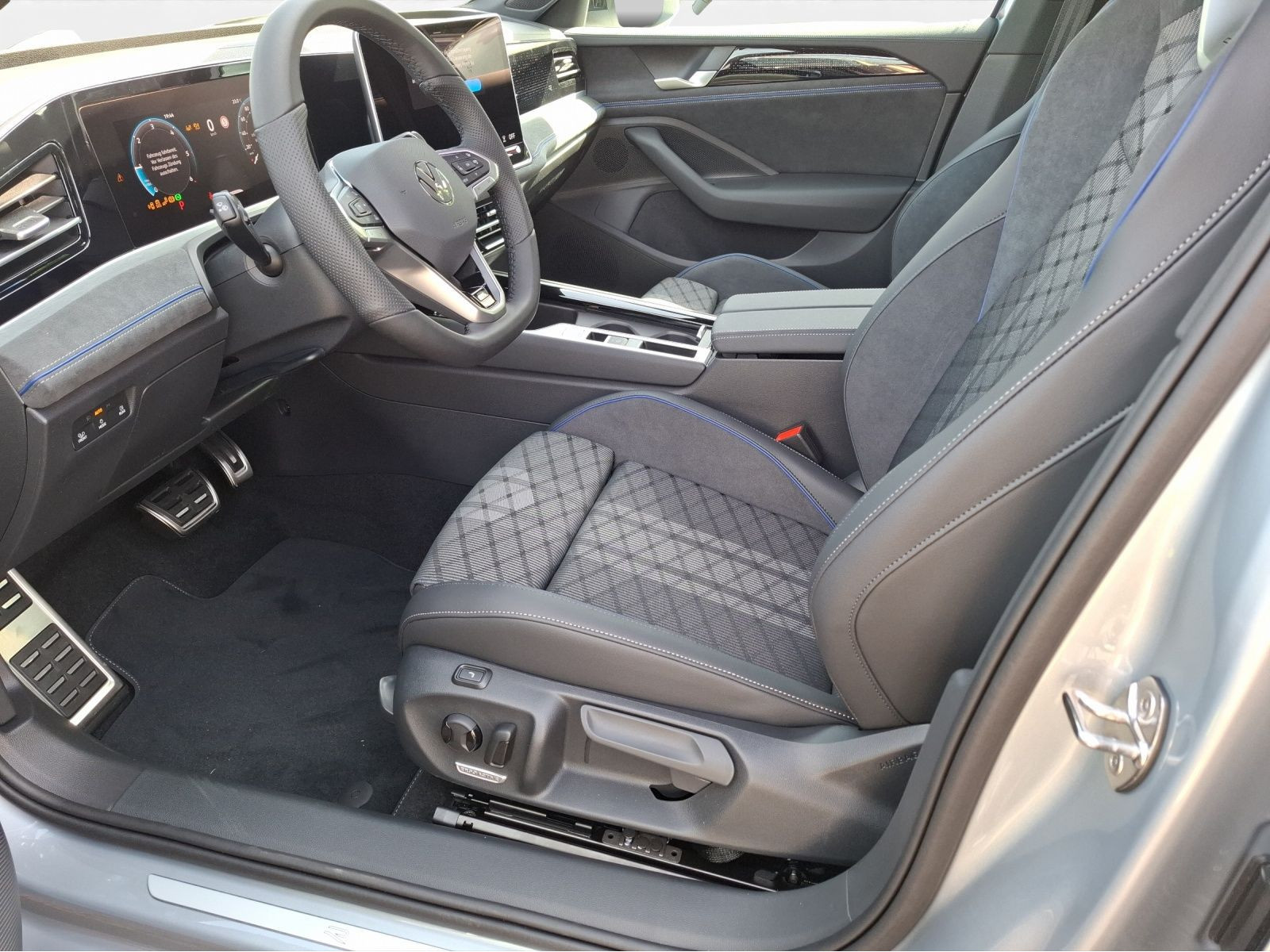 Volkswagen - Passat_4