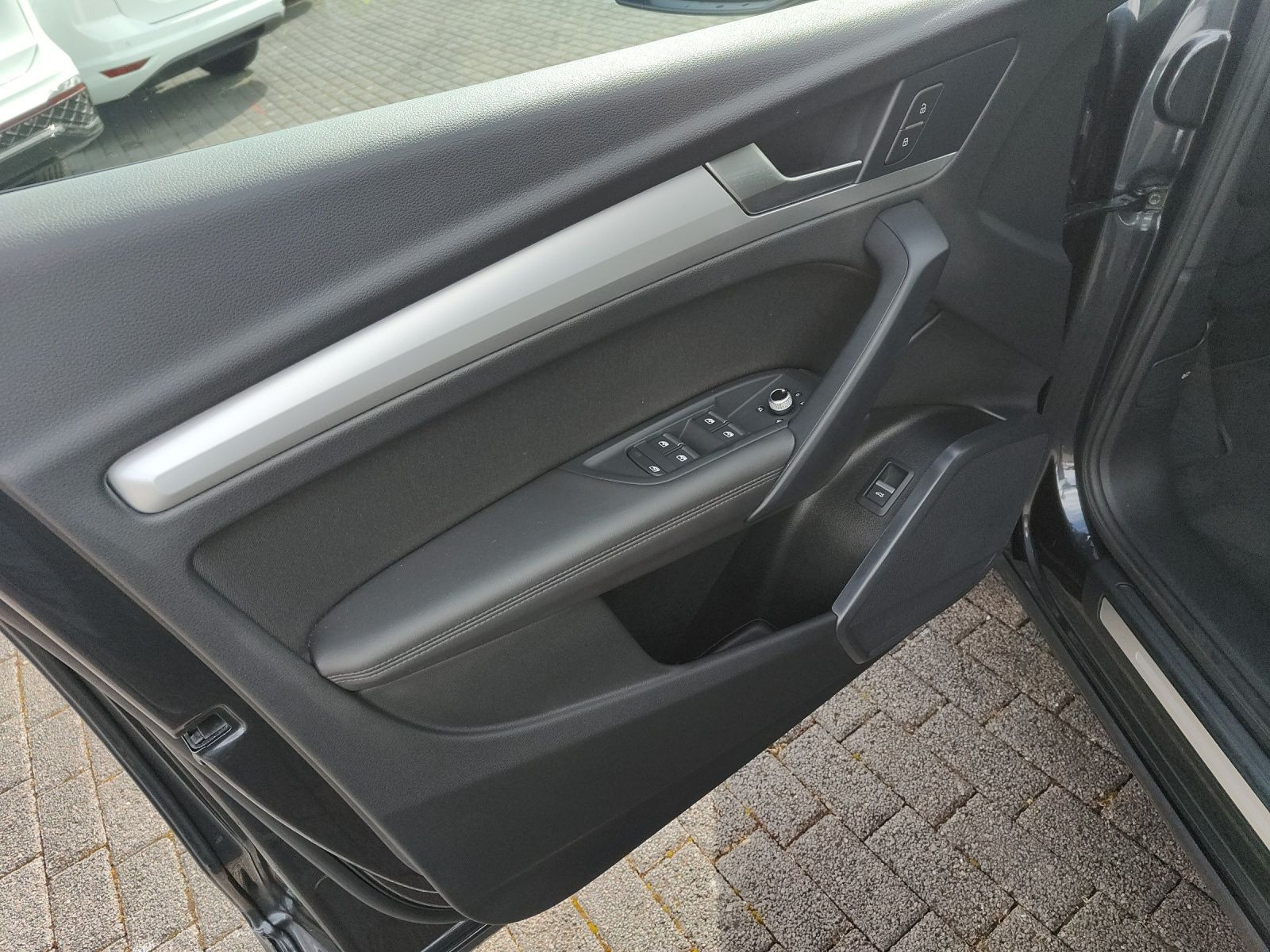 Audi - Q5_5