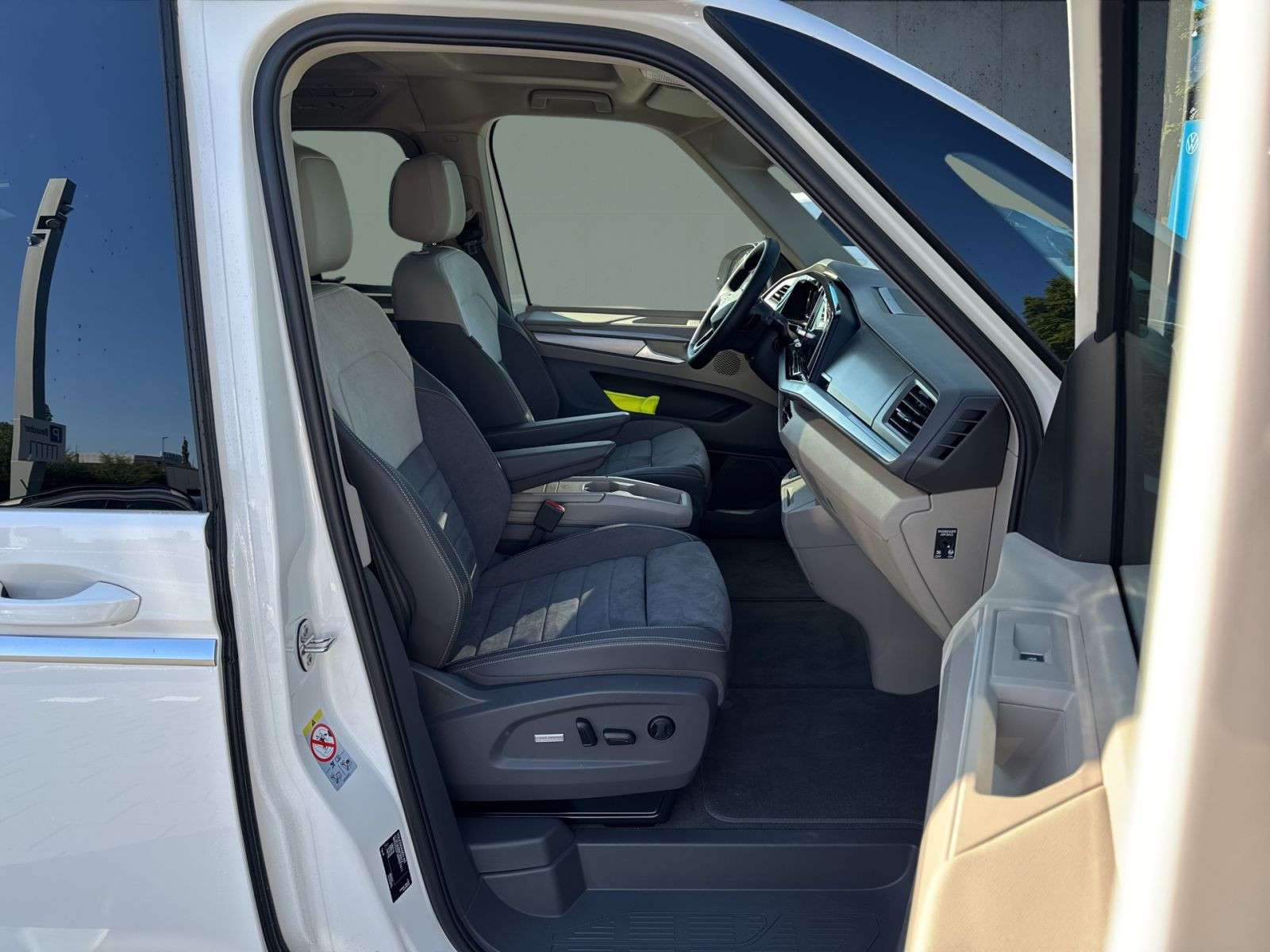 Volkswagen - Multivan_15