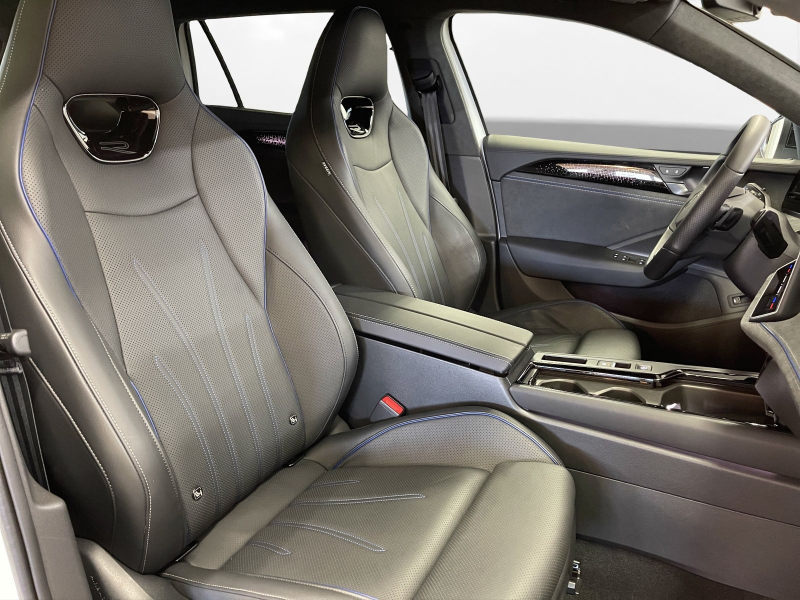 Volkswagen - Passat Variant_18