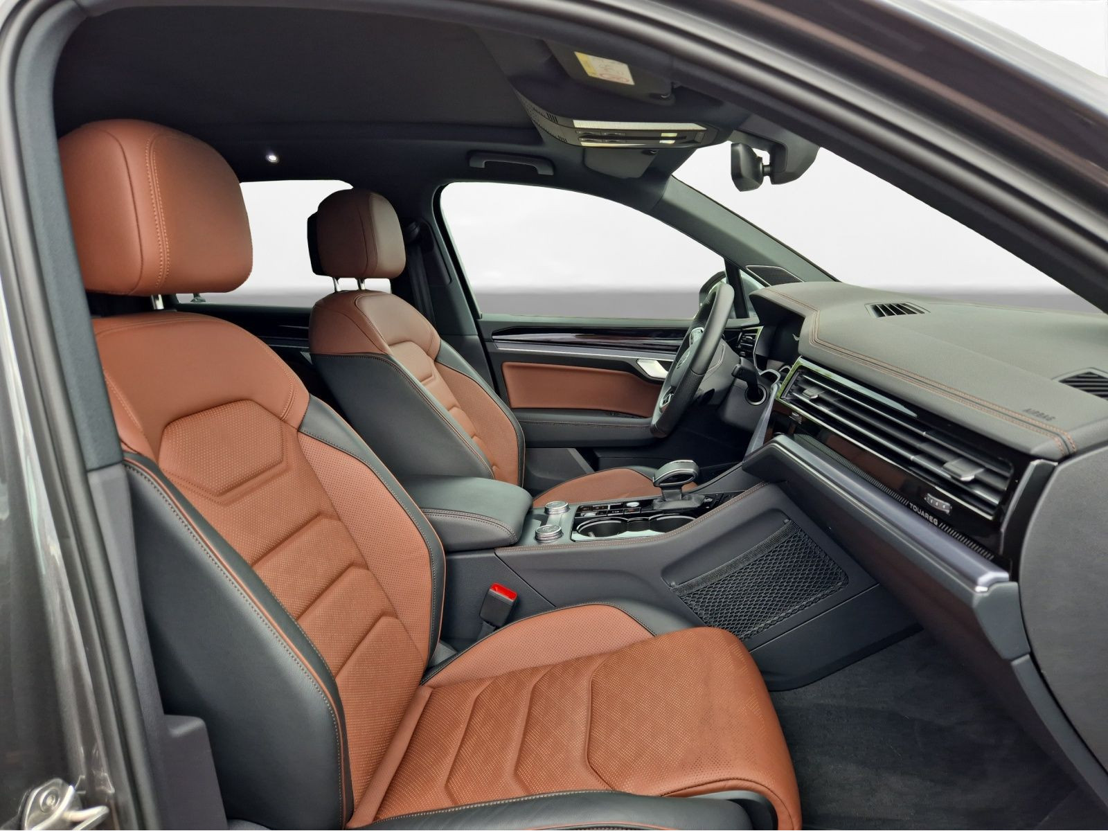 Volkswagen - Touareg_12