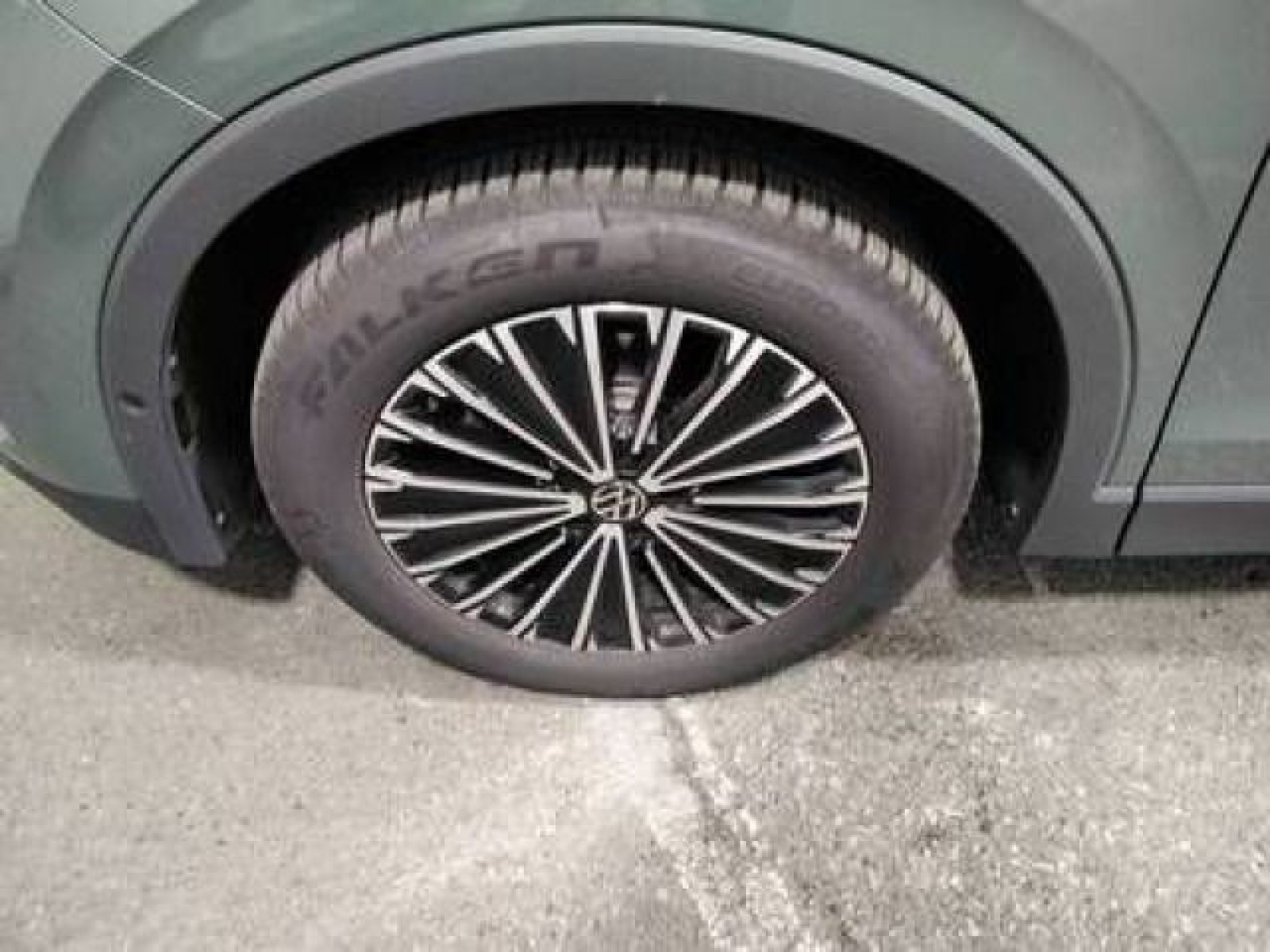 Volkswagen - Tiguan_5