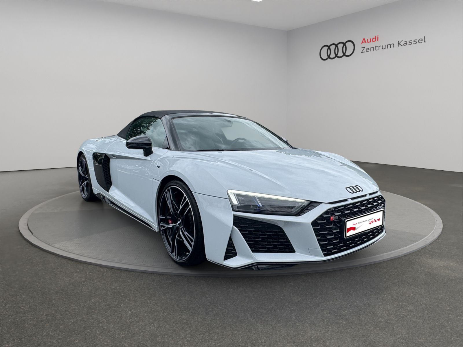 Audi - R8 Spyder_9