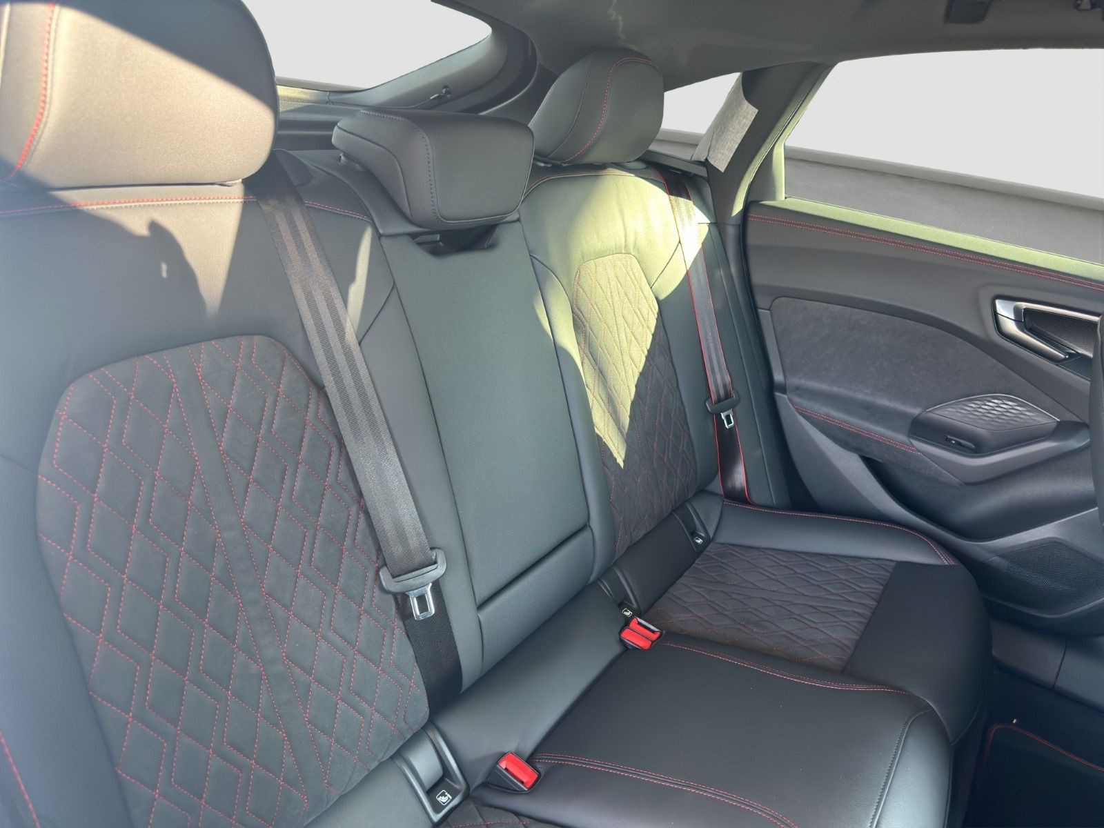 Audi - A5 Limousine_19