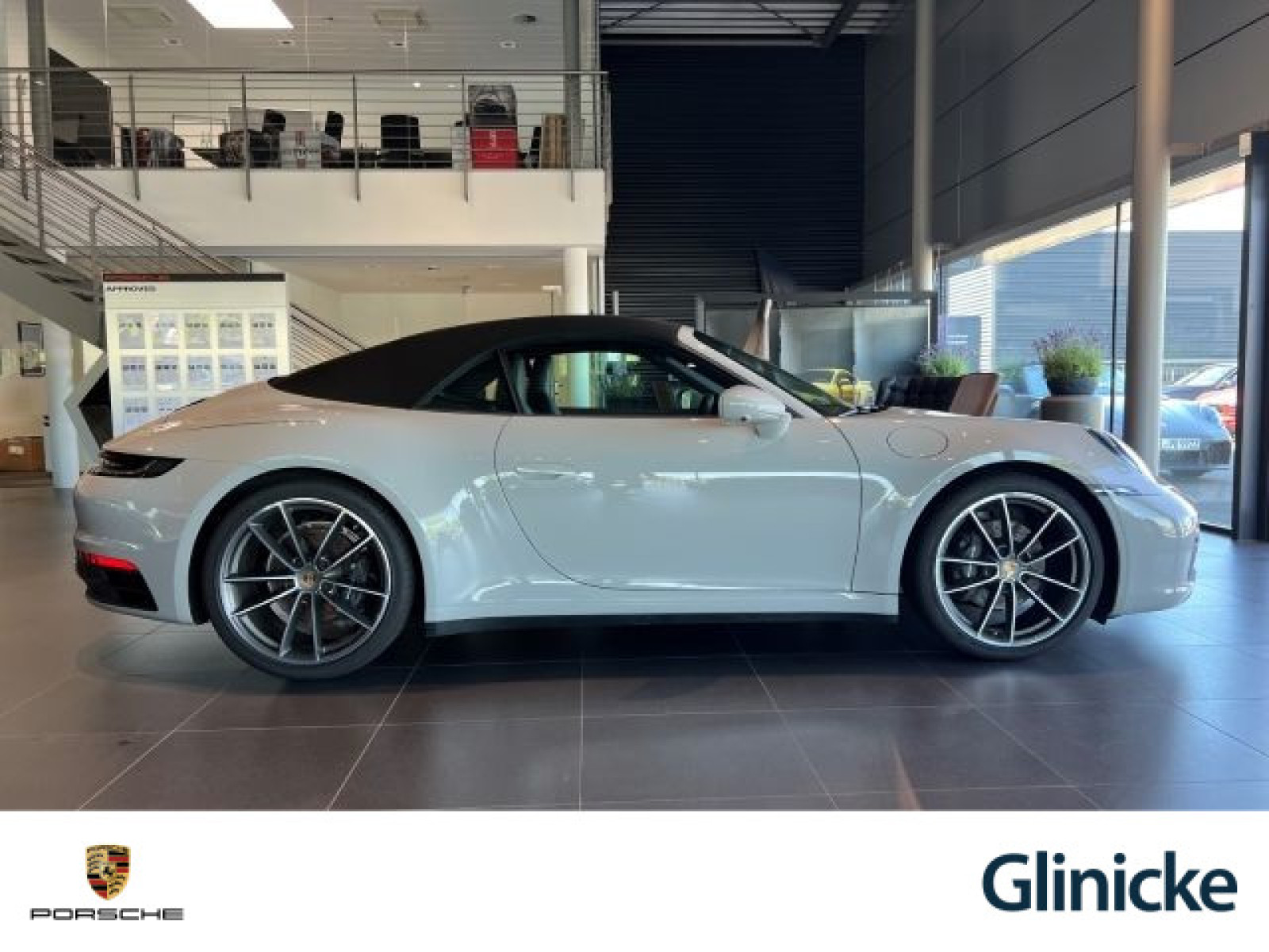 Porsche - 992_10