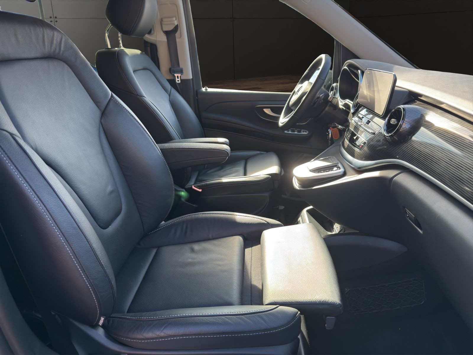 Mercedes-Benz - V 300_7