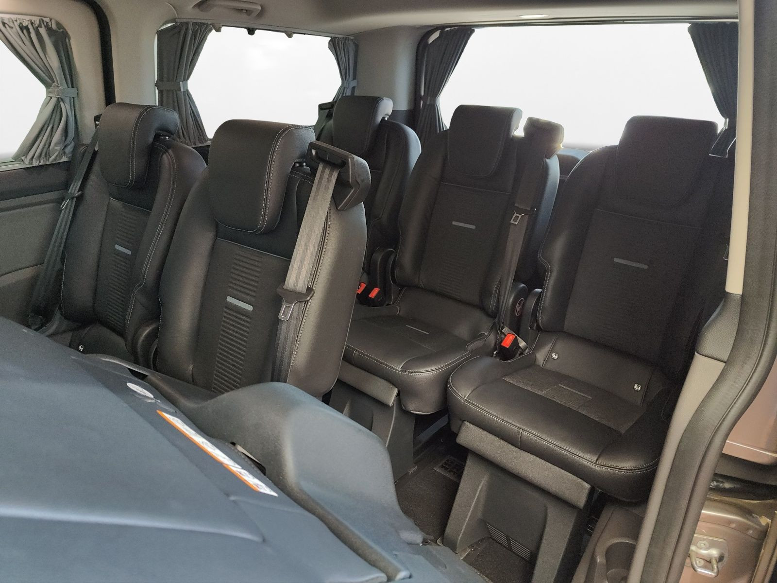 Ford - Tourneo Custom_3