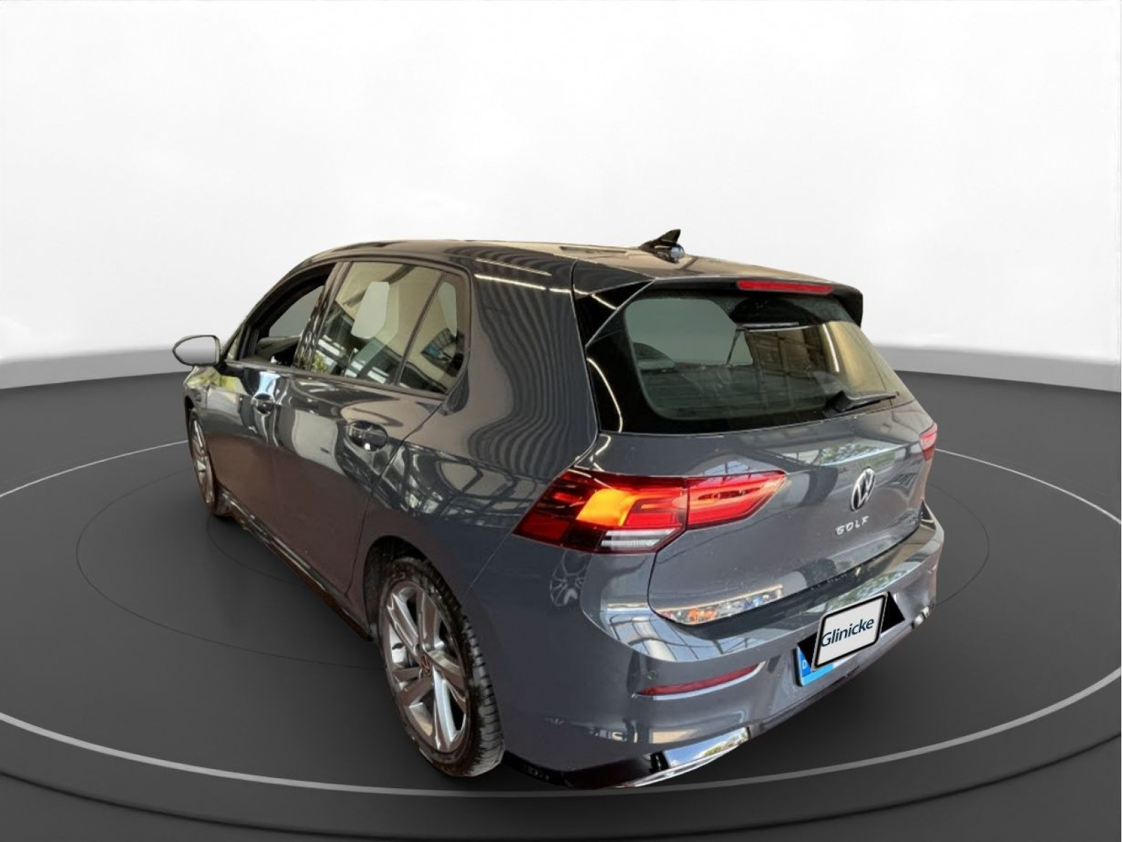 Volkswagen - Golf_4