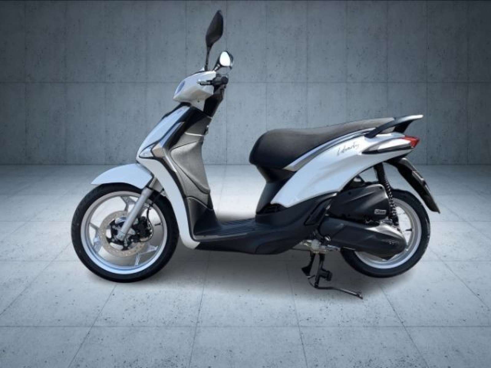 Piaggio - _2