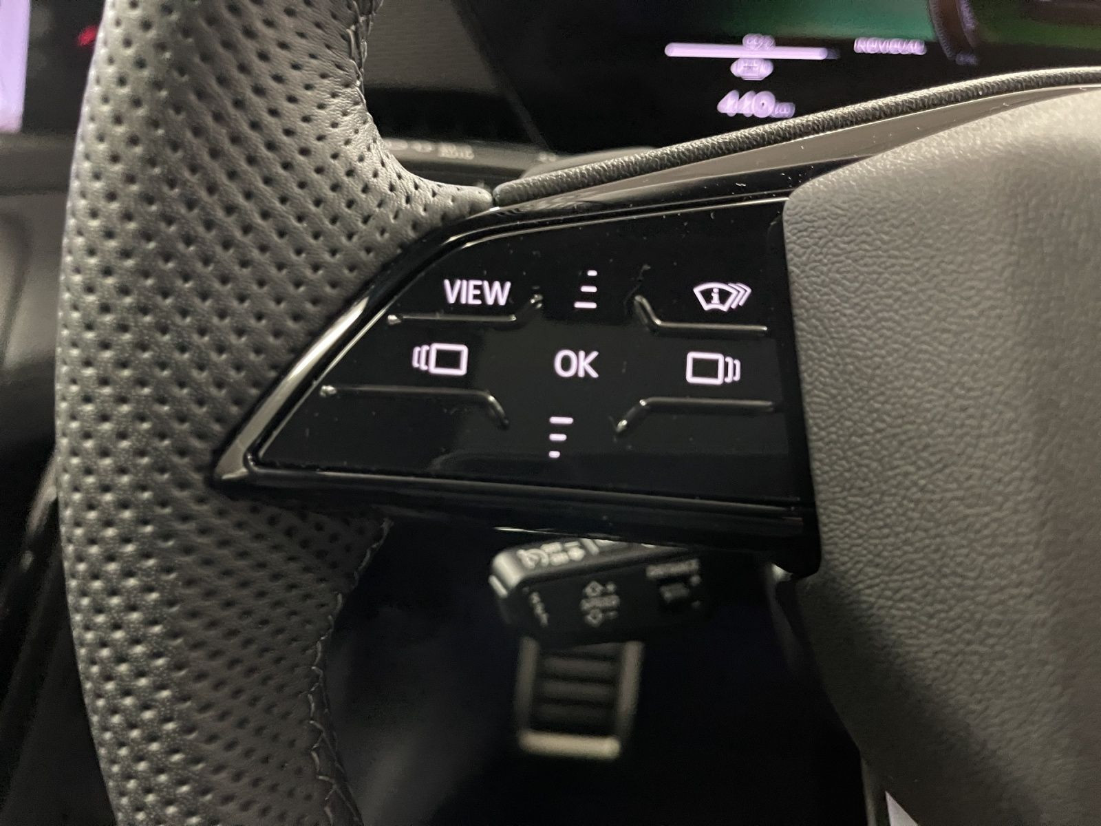Audi - A6 Avant e-tron_26