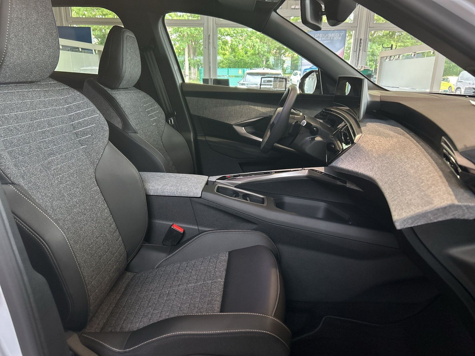 Peugeot - 3008_8