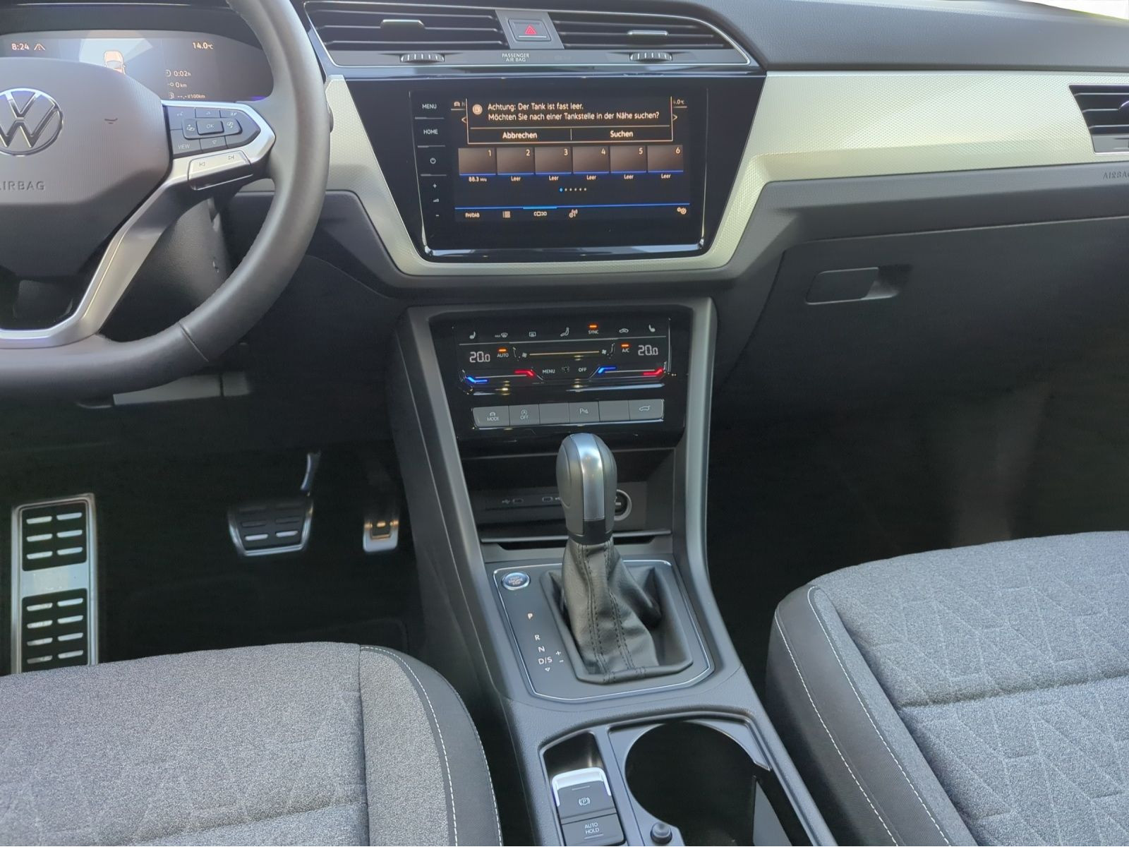 Volkswagen - Touran_7