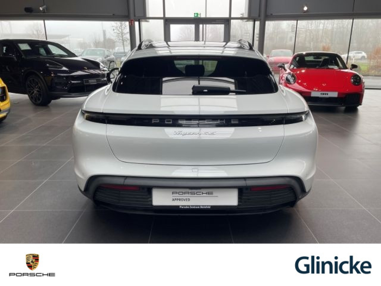 Porsche - Taycan_5