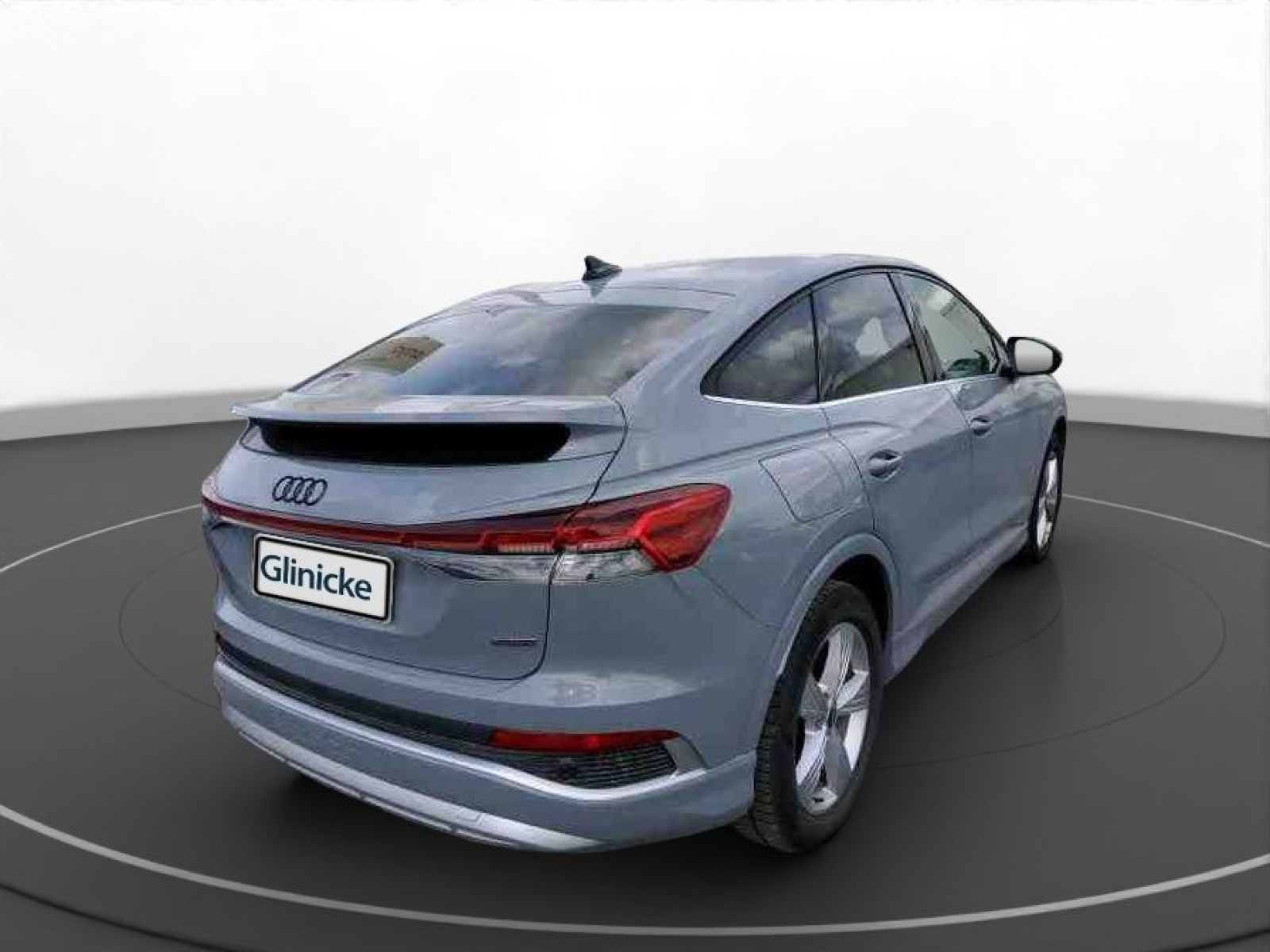 Audi - Q4 Sportback e-tron_4