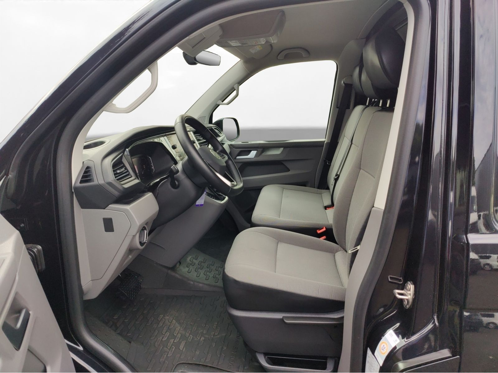 Volkswagen - T6.1 Transporter_3