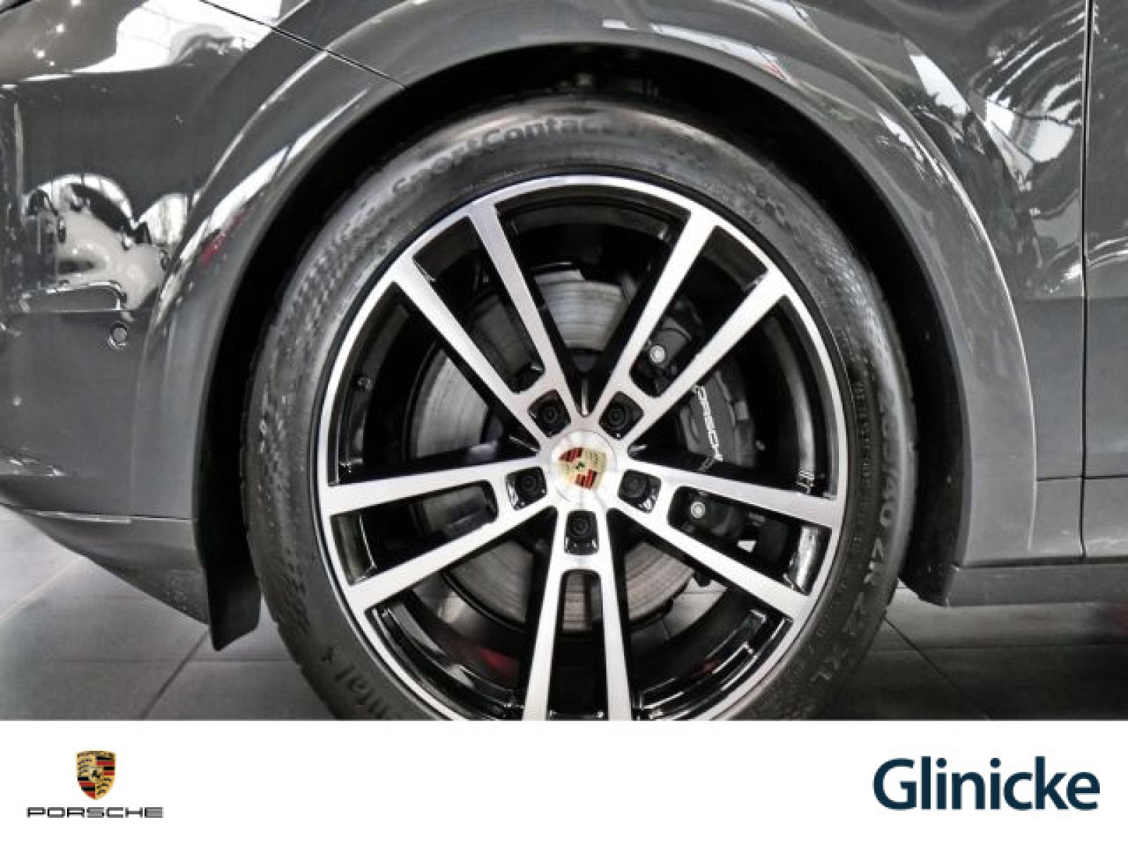 Porsche - Cayenne_25