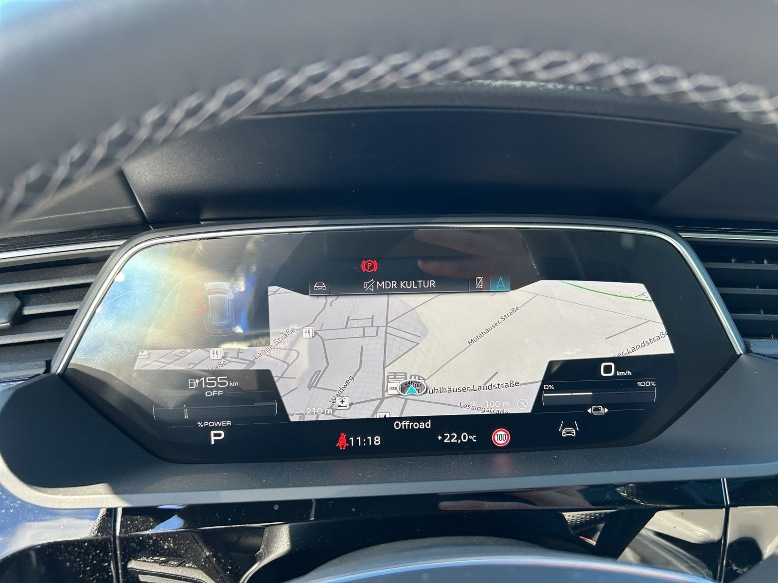 Audi - Q8 e-tron_9