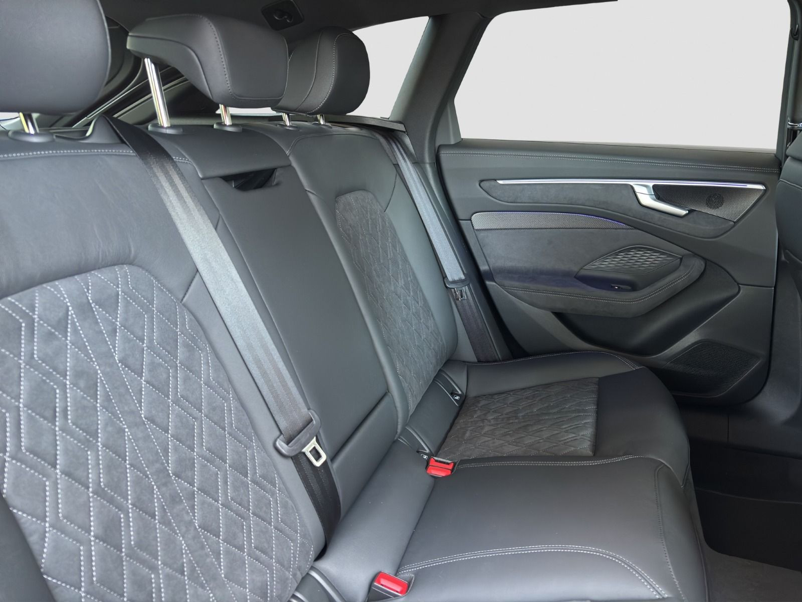 Audi - A6 Avant_21