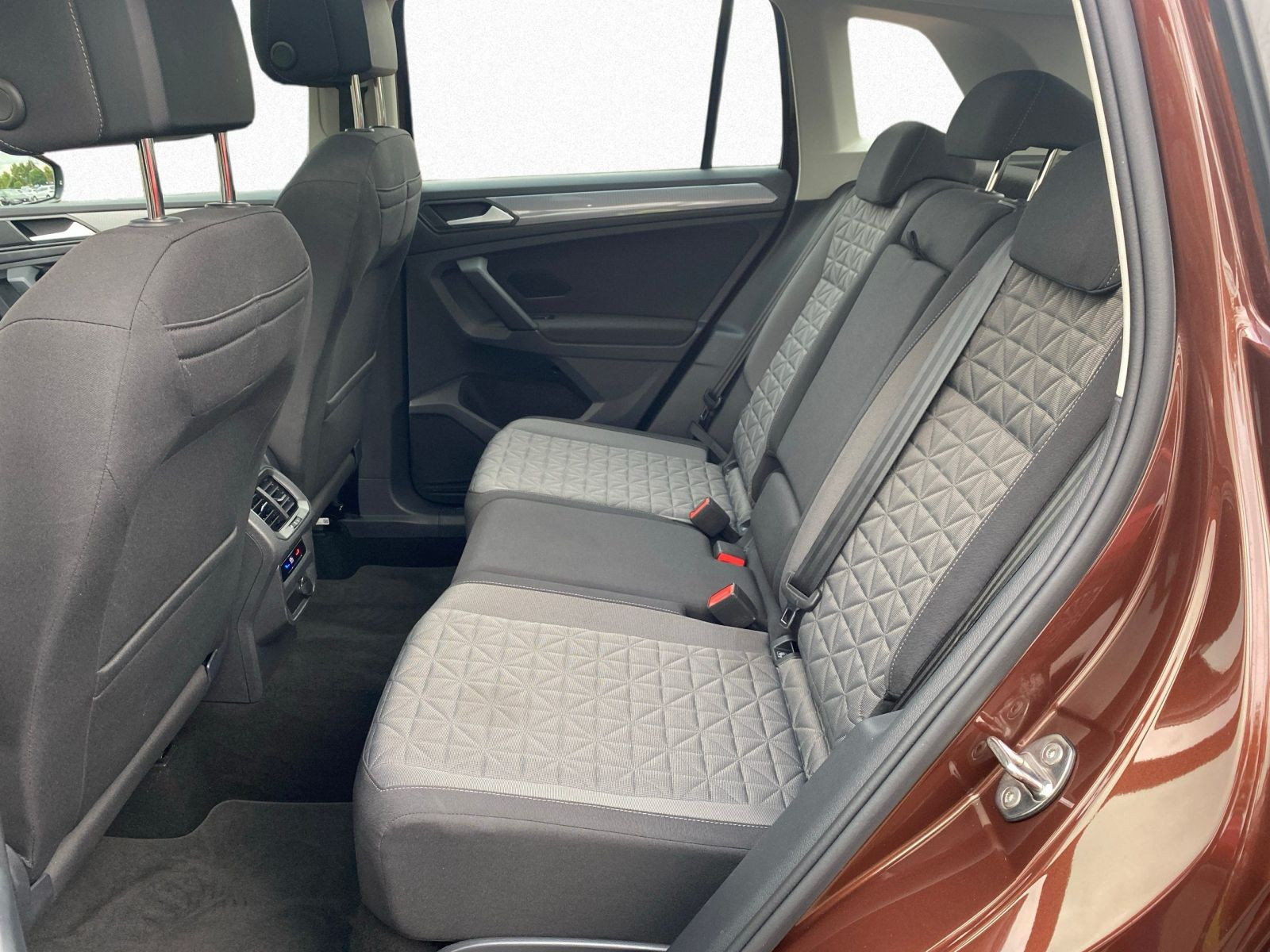 Volkswagen - Tiguan_14 Volkswagen - Tiguan_14