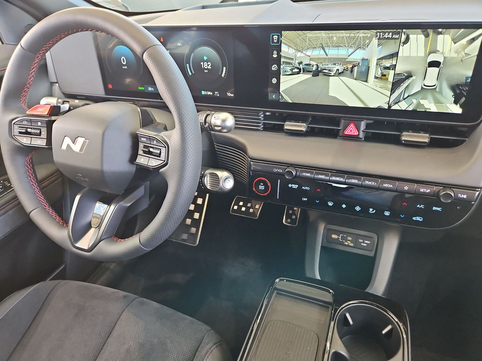 Hyundai - IONIQ 5_12
