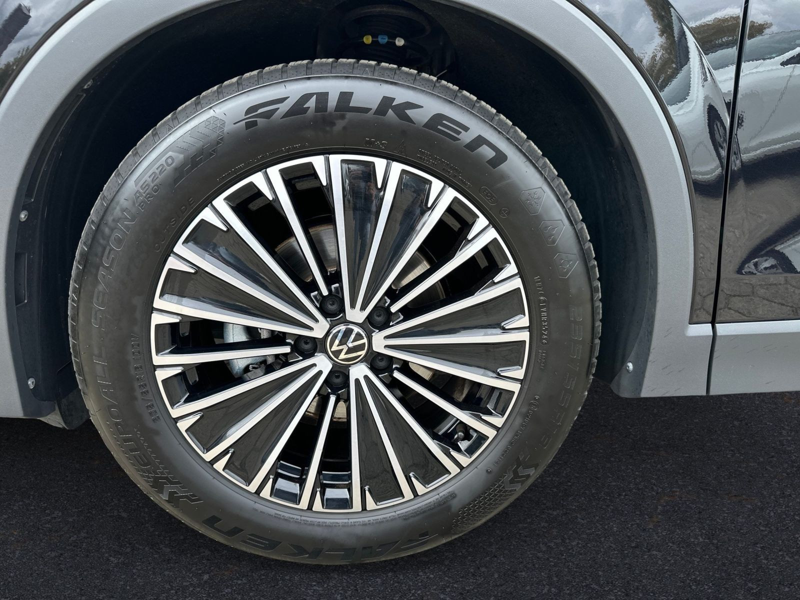 Volkswagen - Tiguan_9