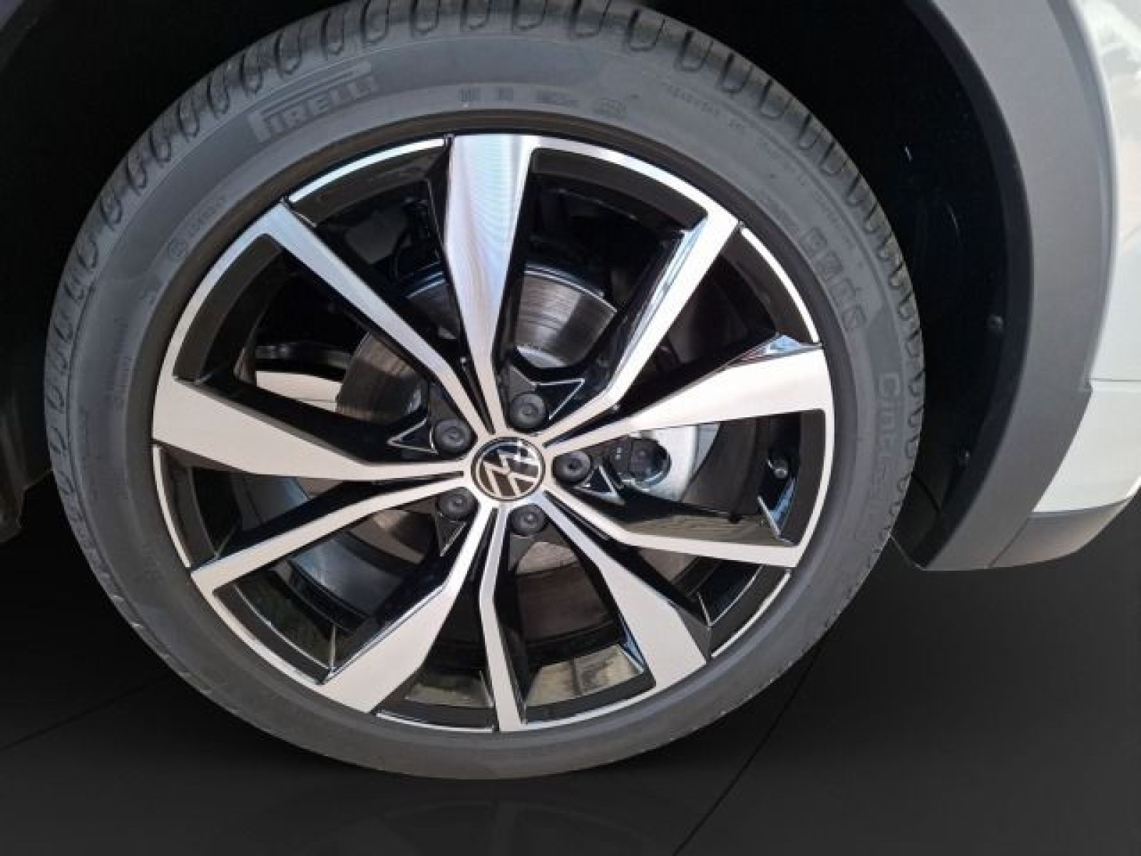 Volkswagen - T-Cross_14